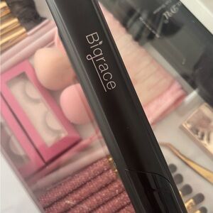 BiGrace Black Hair Straightener